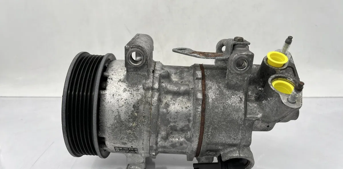 Compresseur air conditionne PEUGEOT 208 1 PHASE 2 occasion — photo 2