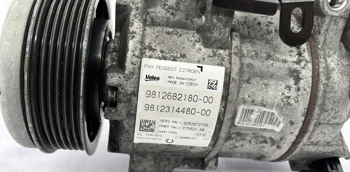 Compresseur air conditionne PEUGEOT 308 2 PHASE 1 occasion — photo 3