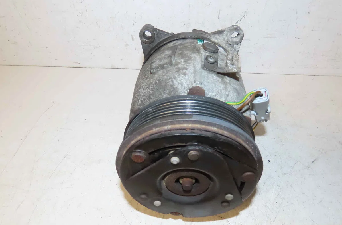 Compresseur air conditionne PEUGEOT 406 occasion — photo 2