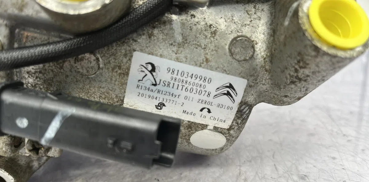 Compresseur air conditionne PEUGEOT PARTNER 3 PHASE 1 occasion — photo 4