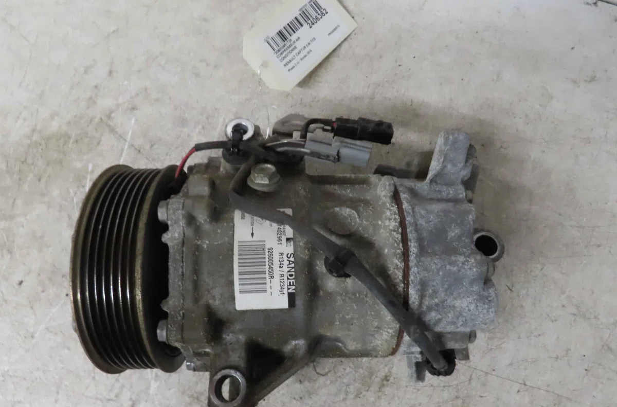 Compresseur air conditionne RENAULT CAPTUR I occasion — photo 2