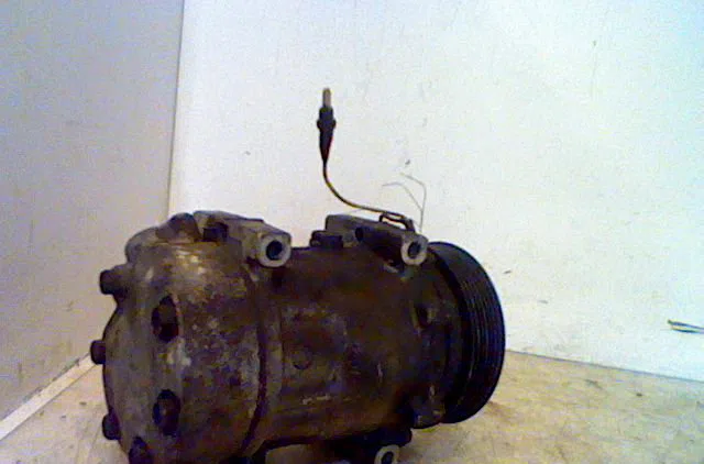 Compresseur air conditionne RENAULT ESPACE III 1999 occasion — photo 2