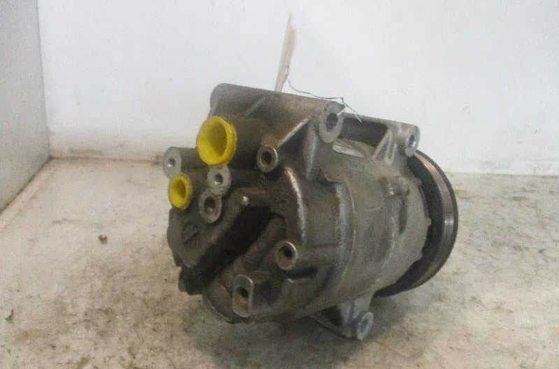 Compresseur air conditionne RENAULT MEGANE II 2003 occasion — photo 2