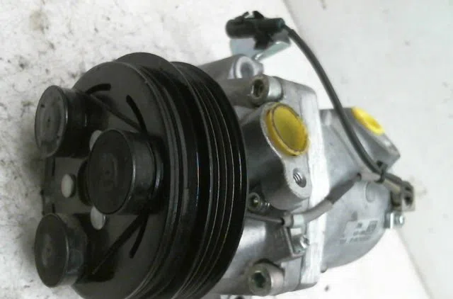 Compresseur air conditionne Suzuki IGNIS III (MF) 1.2 (atk412) (2016) occasion — photo 2