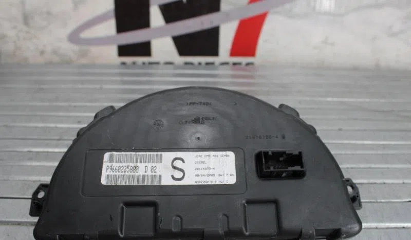 Compteur CITROEN C2 PHASE 2 occasion — photo 4