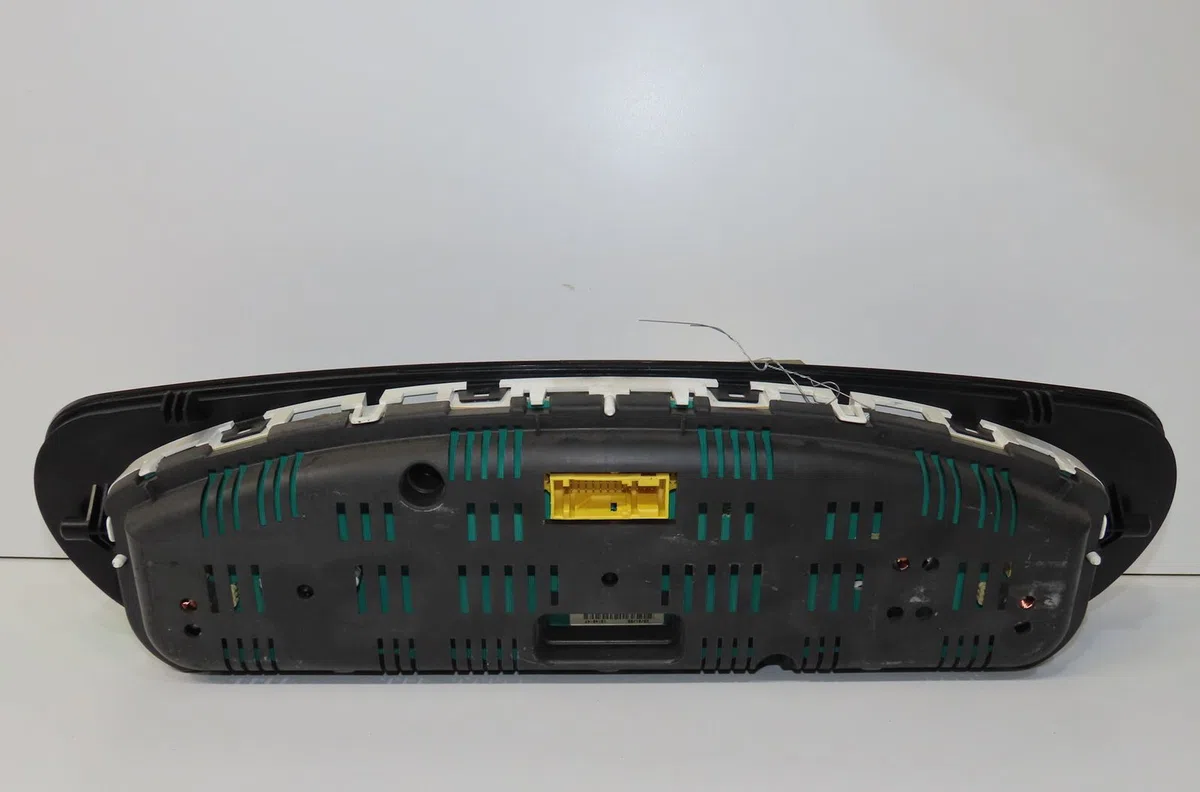 Compteur Citroen C5 II (RC_) 3.0 v6 (rcxfuf) (2004-2008) occasion — photo 2