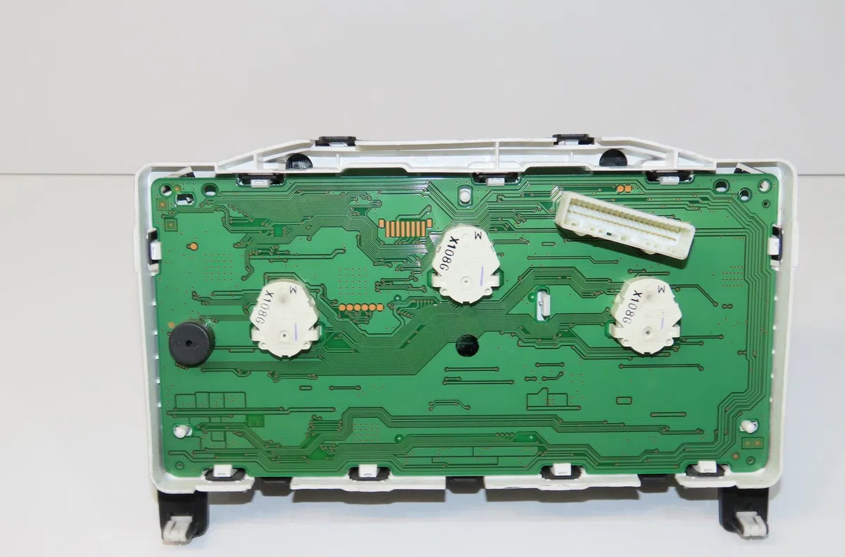 Compteur Nissan NOTE (E11, NE11) 1.5 dci (2010-2012) occasion — photo 2