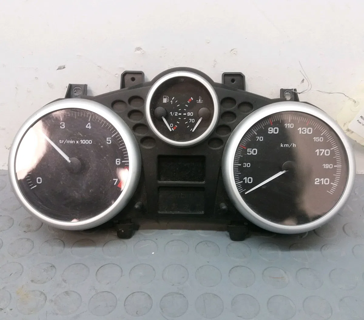 Compteur Peugeot 206 (2L_, 2M_) 1.1 (2009-2013) occasion — photo 3