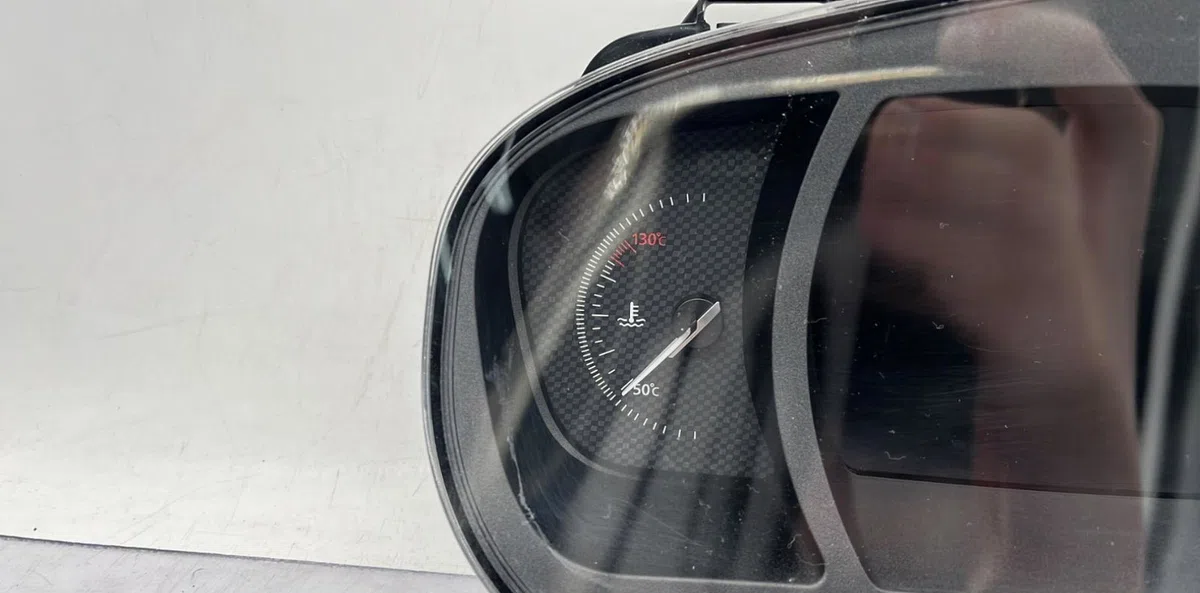 Compteur RENAULT MEGANE 4 PHASE 1 occasion — photo 3