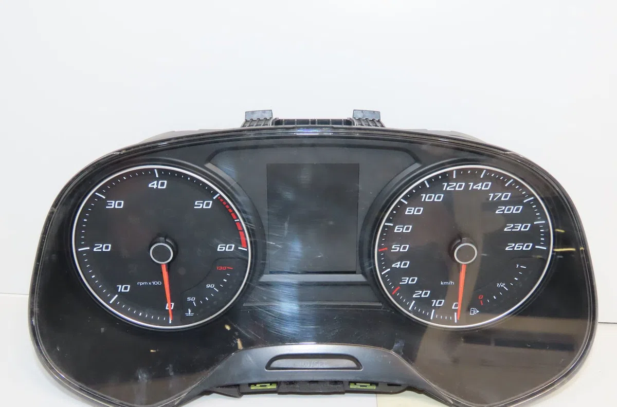 Compteur Seat LEON (5F1) 2.0 tdi (2012-2020) 5 portes occasion — photo 2