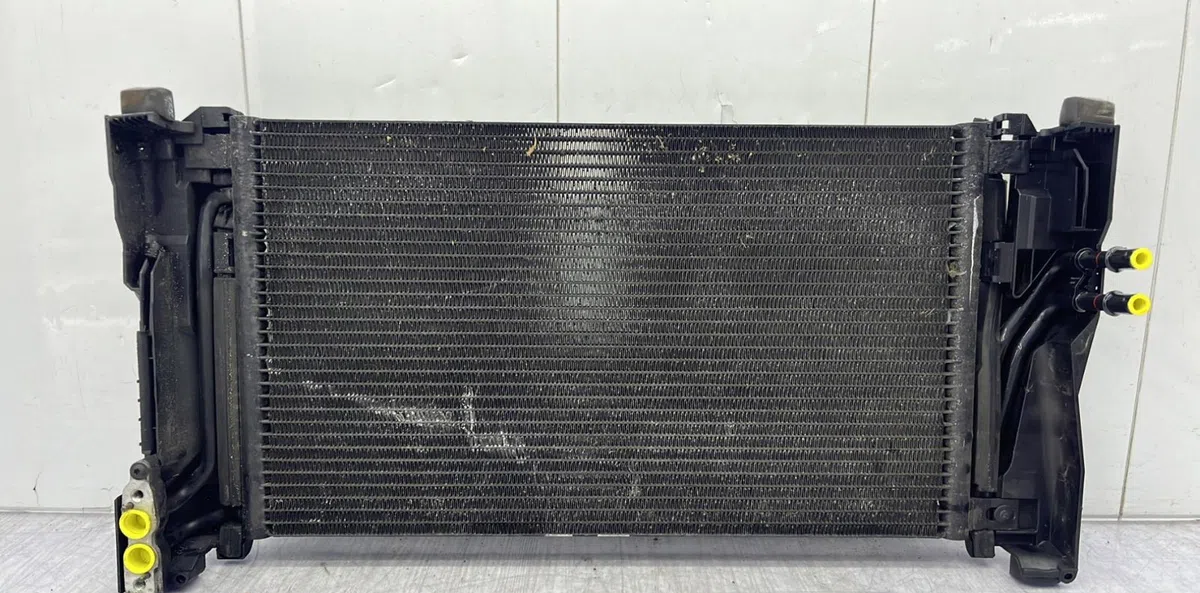 Condenseur clim BMW SERIE 3 E46 PHASE 2 occasion — photo 2