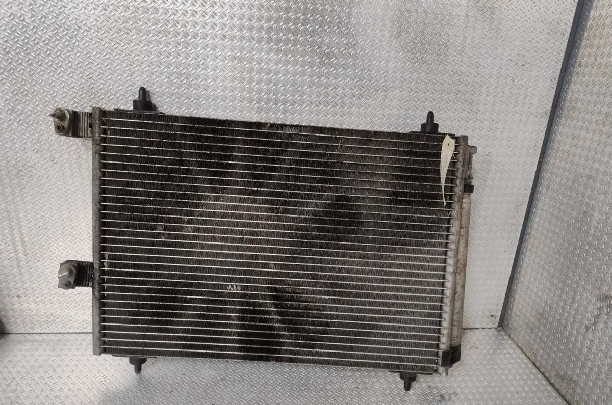 Condenseur clim Citroen C4 I (LC_) 1.6 hdi (2004-2011) occasion — photo 2