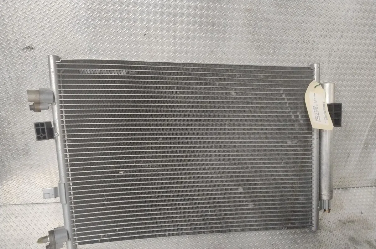 Condenseur clim Ford C-MAX II (DXA-CB7, DXA-CEU) 1.6 tdci (2010-2019) 5 portes occasion — photo 2