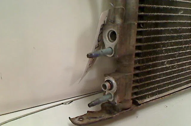 Condenseur clim Ford COUGAR (EC_) 2.0 16v (1998-2001) occasion — photo 2