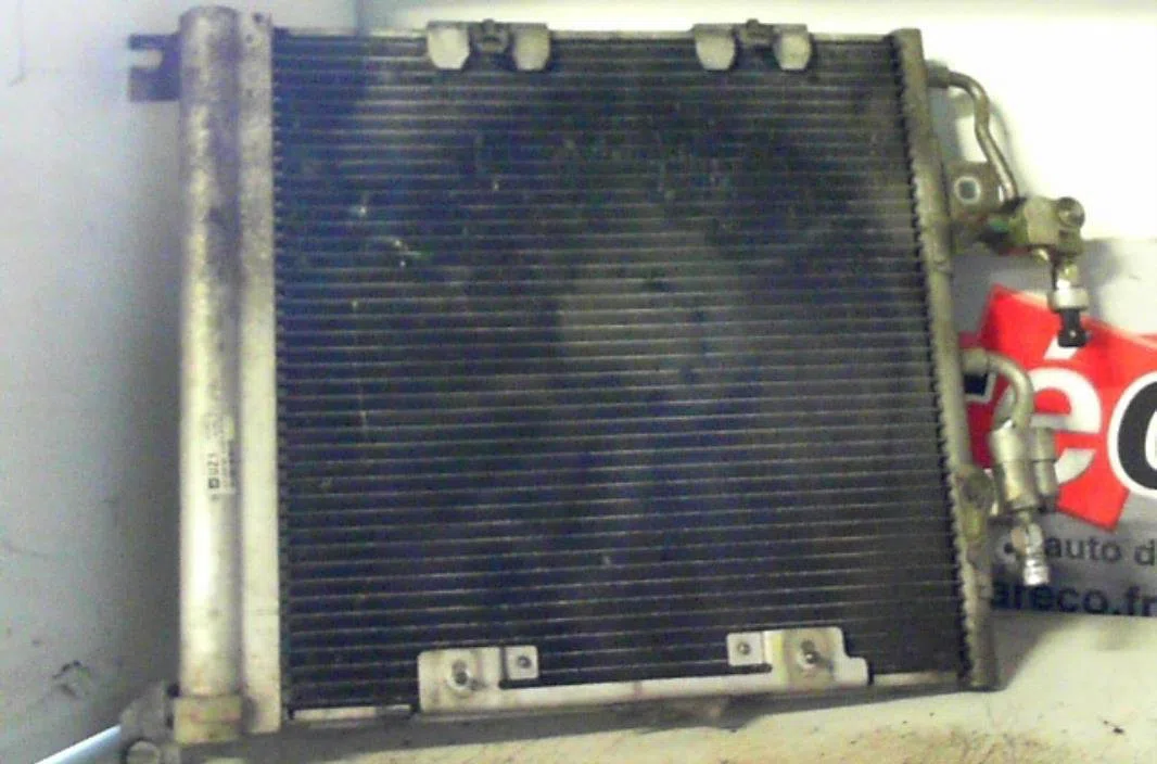 Condenseur clim Opel ASTRA H (A04) 1.9 cdti (l48) (2004-2010) occasion — photo 3