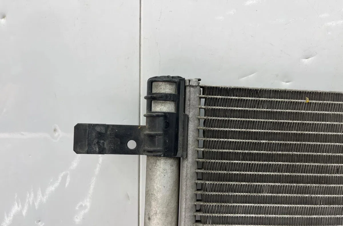 Condenseur clim PEUGEOT 308 2 SW PHASE 1 BREAK occasion