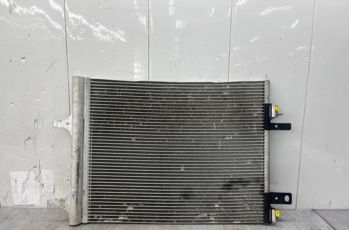 Condenseur clim PEUGEOT 308 2 SW PHASE 2 BREAK occasion