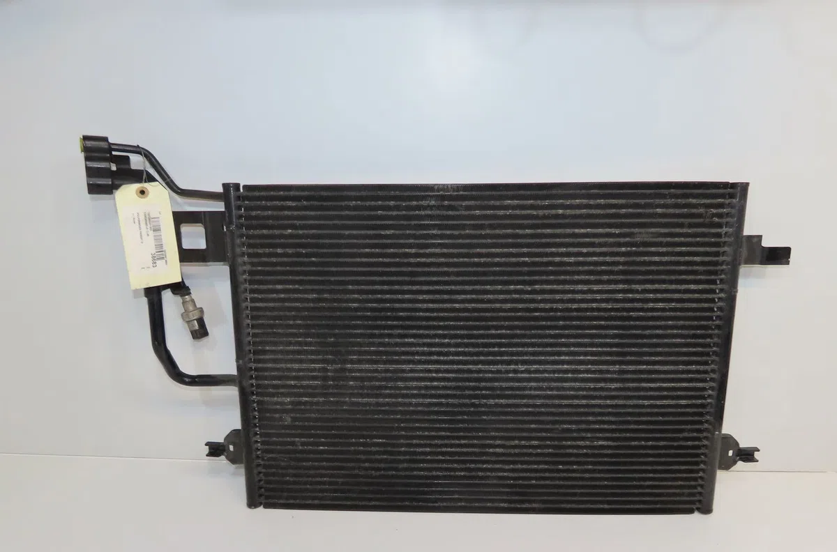 Condenseur clim Volkswagen PASSAT B5.5 (3B3) 1.9 tdi (2000-2005) occasion