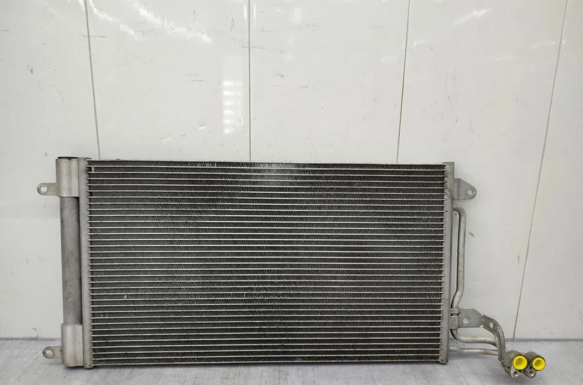 Condenseur clim VOLKSWAGEN POLO 5 PHASE 2 occasion