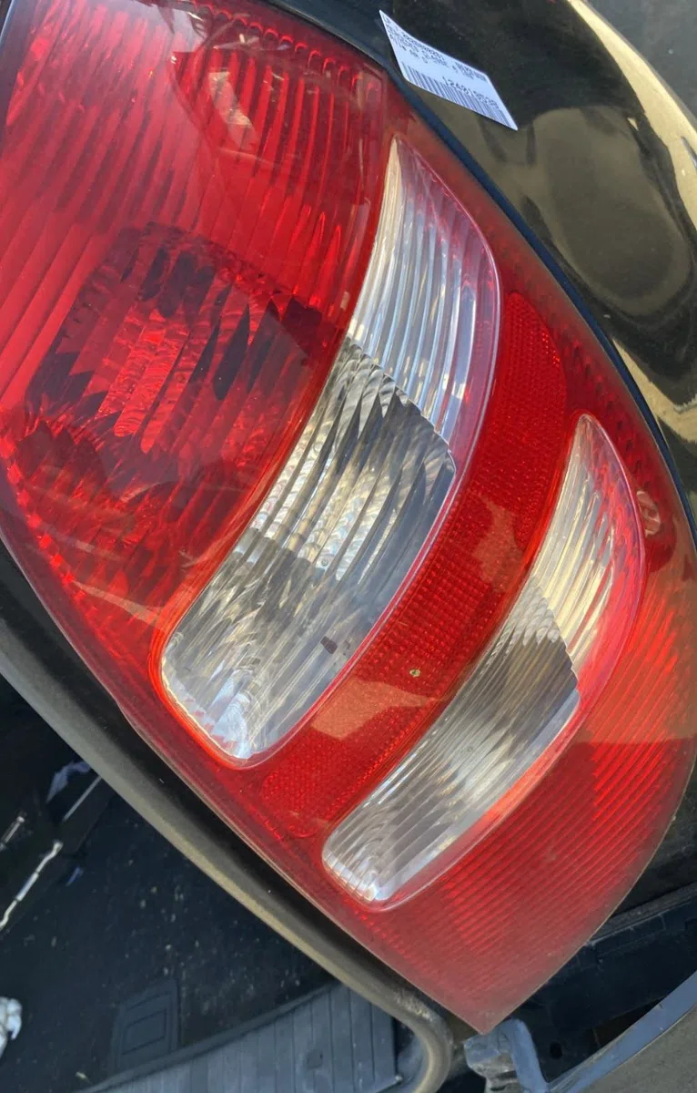 Feu arrière droit MERCEDES CLASSE A 169 PHASE 1 occasion