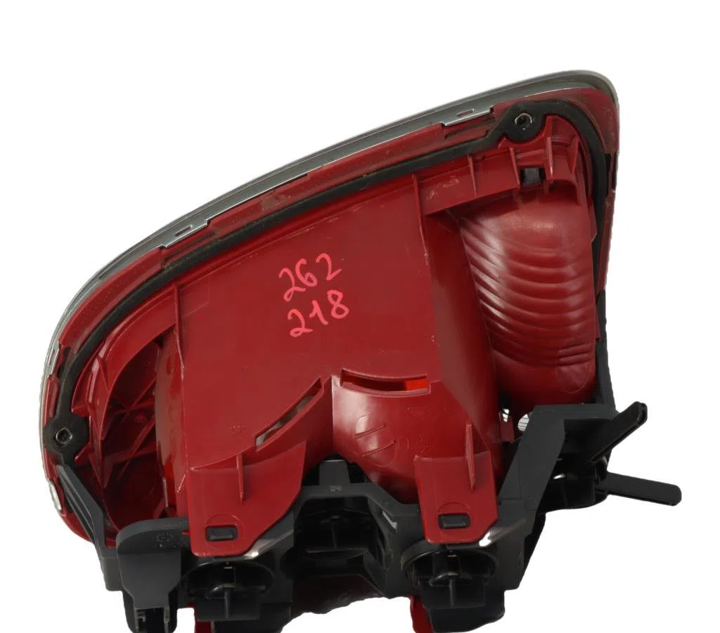 Feu arrière droit MINI MINI 2 R56 PHASE 1 occasion