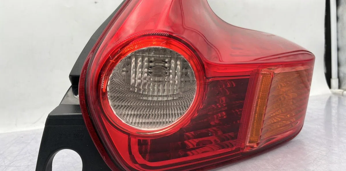 Feu arrière droit NISSAN JUKE 1 PHASE 1 occasion