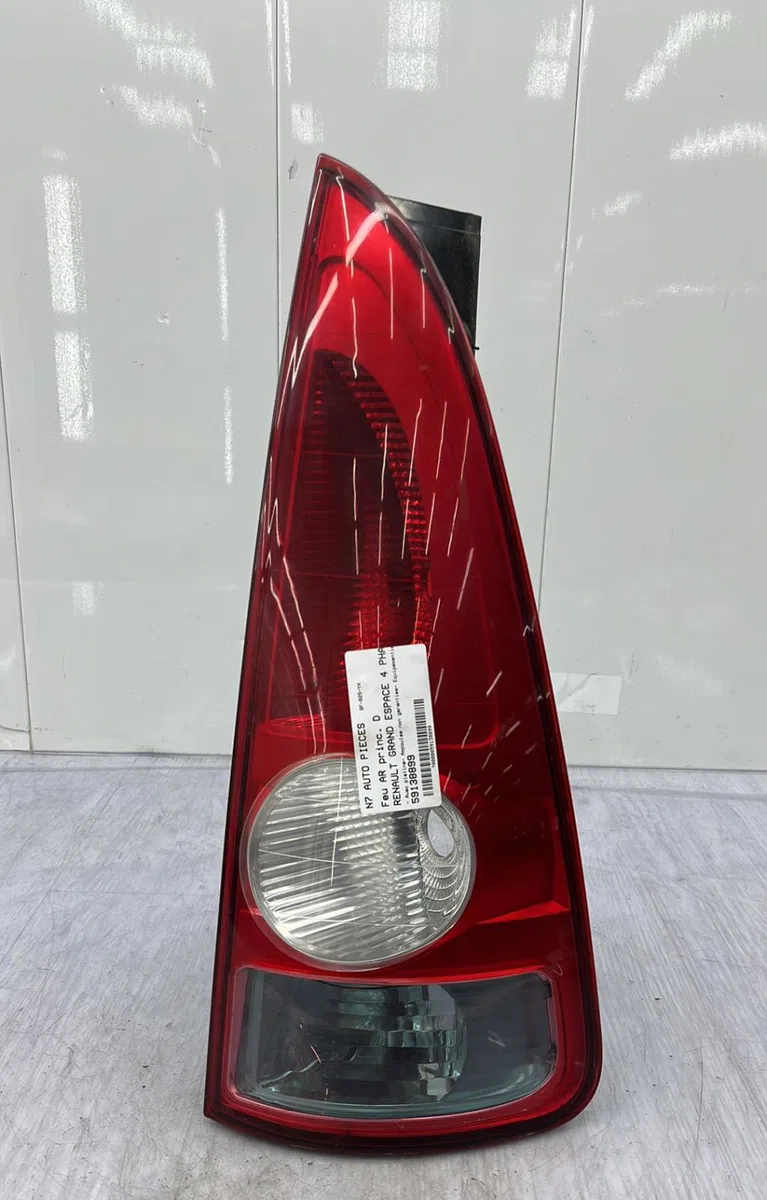 Feu arrière droit RENAULT GRAND ESPACE 4 PHASE 1 occasion