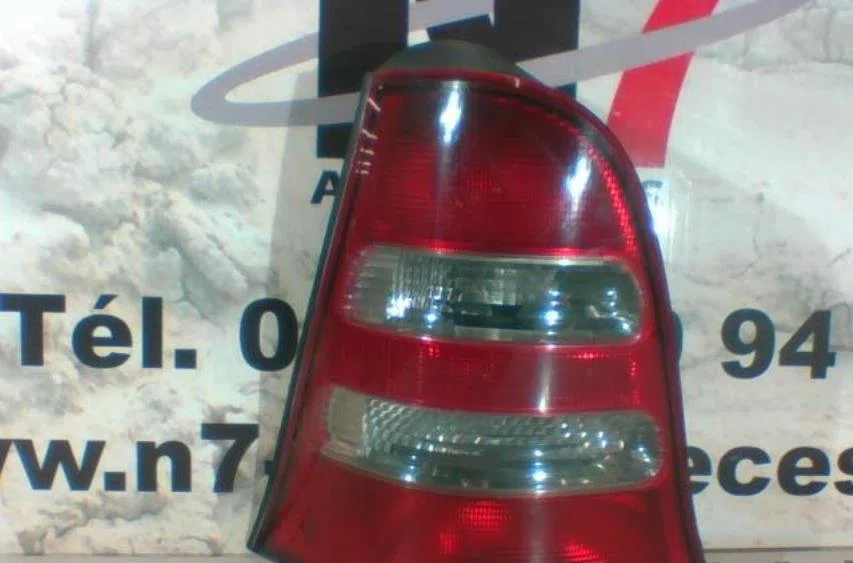Feu arrière gauche MERCEDES CLASSE A 168 PHASE 2 occasion