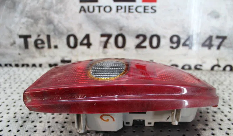 Feu arrière gauche OPEL CORSA B PHASE 2 occasion