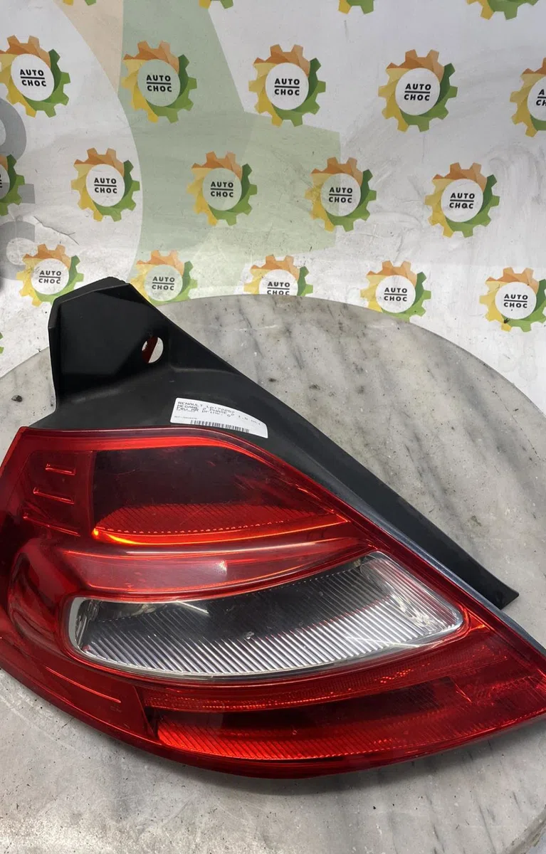 Feu arrière gauche RENAULT MEGANE 2 PHASE 2 occasion