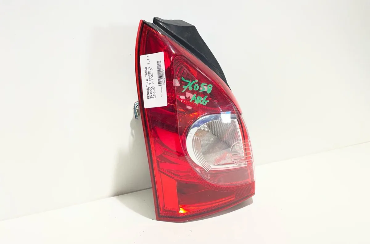 Feu arrière gauche Renault TWINGO II (CN0_) 1.2 16v (cn04, cn0a, cn0b) (2007-2014) 3 portes occasion