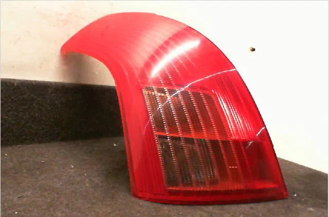 Feu arrière gauche Suzuki SWIFT III (MZ, EZ) 1.3 (rs 413) (2005) occasion