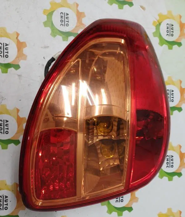 Feu arrière gauche SUZUKI SX4 1 occasion
