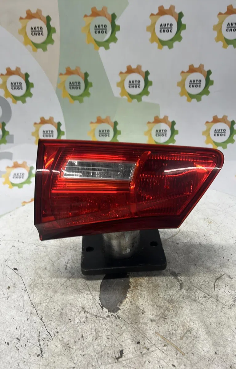 Feu arrière intérieur droit LEXUS IS 2 PHASE 1 occasion