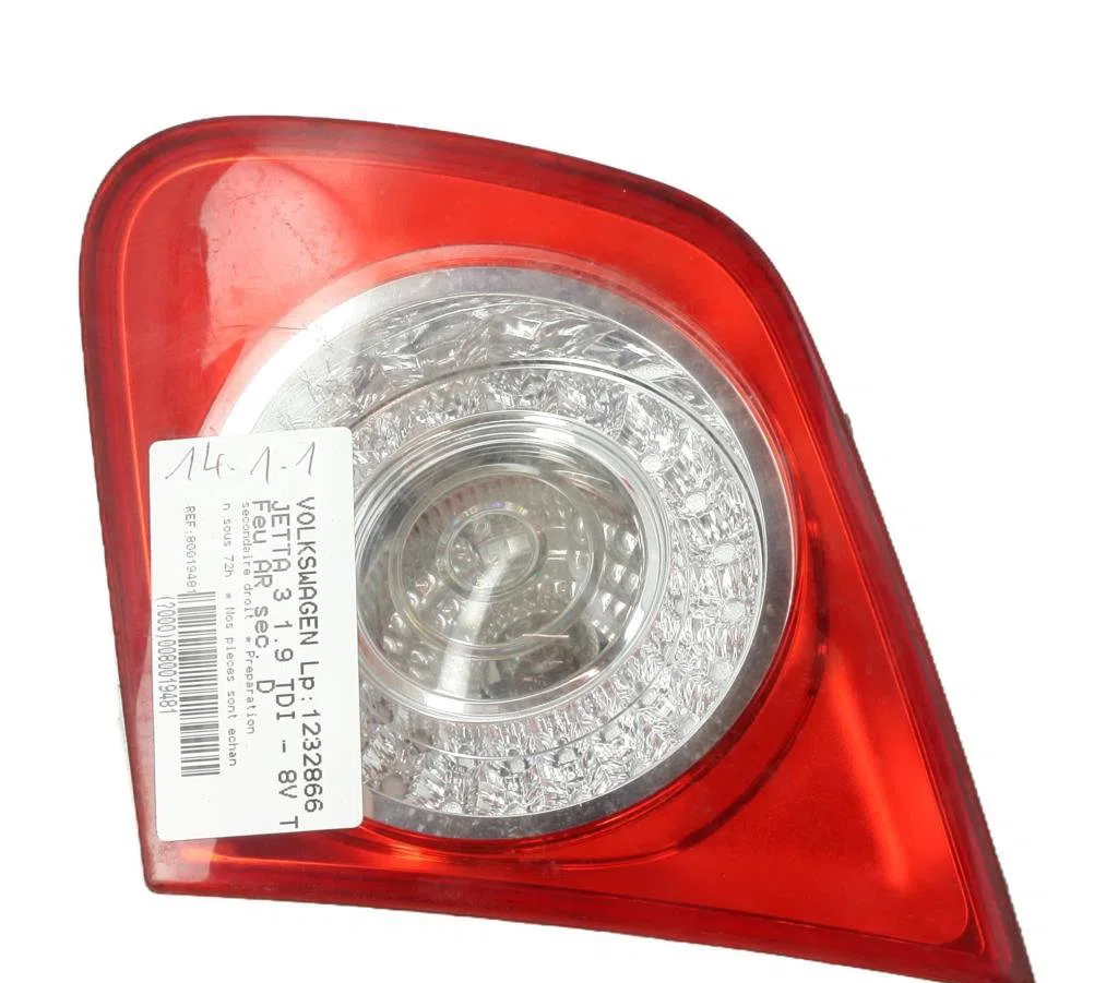 Feu arrière intérieur droit Volkswagen JETTA III (1K2) 1.9 tdi (2005-2010) occasion