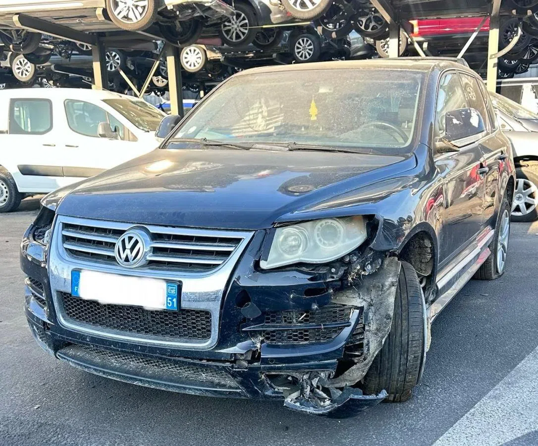 Feu arrière intérieur droit Volkswagen TOUAREG (7LA, 7L6, 7L7) 3.0 v6 tdi (2004-2010) occasion
