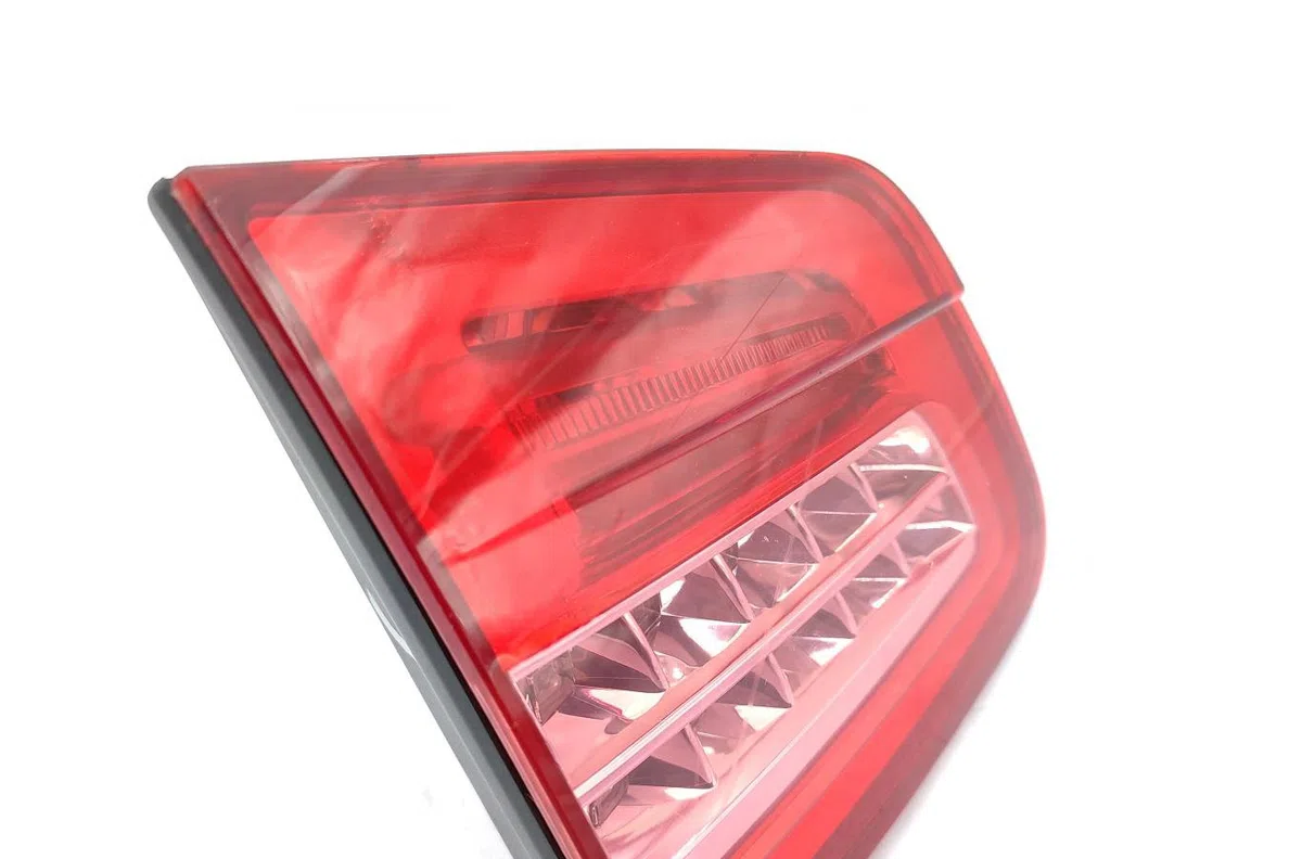 Feu arrière interieur gauche CITROEN C5 2 occasion