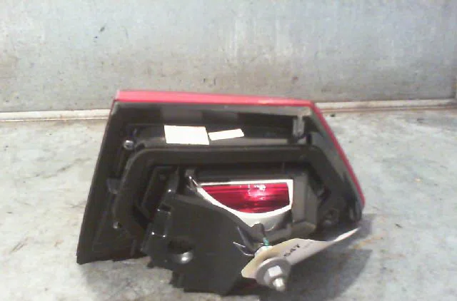 Feu arrière interieur gauche RENAULT CLIO IV Phase 1 07-2012 occasion