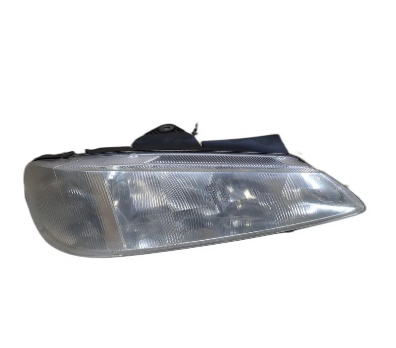 FEU AVANT DROIT PEUGEOT 406 00006205N0