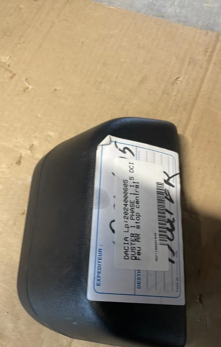 Feux stop supplementaire DACIA DUSTER 1 PHASE 1 occasion