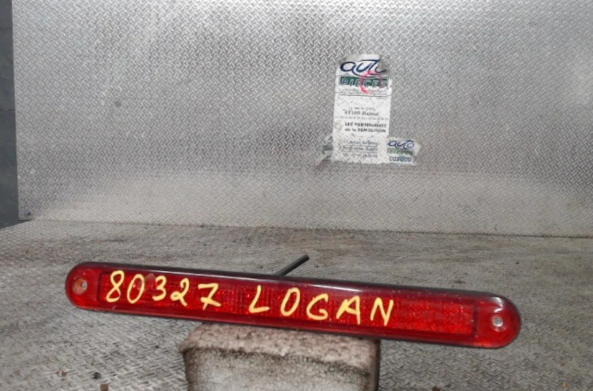 Feux stop supplementaire DACIA LOGAN 1  LOGAN 1 PHASE 2 occasion
