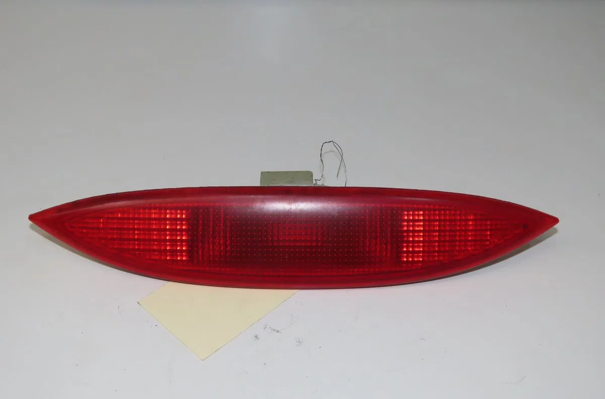 Feux stop supplementaire Nissan NOTE (E11, NE11) 1.5 dci (2010-2012) occasion