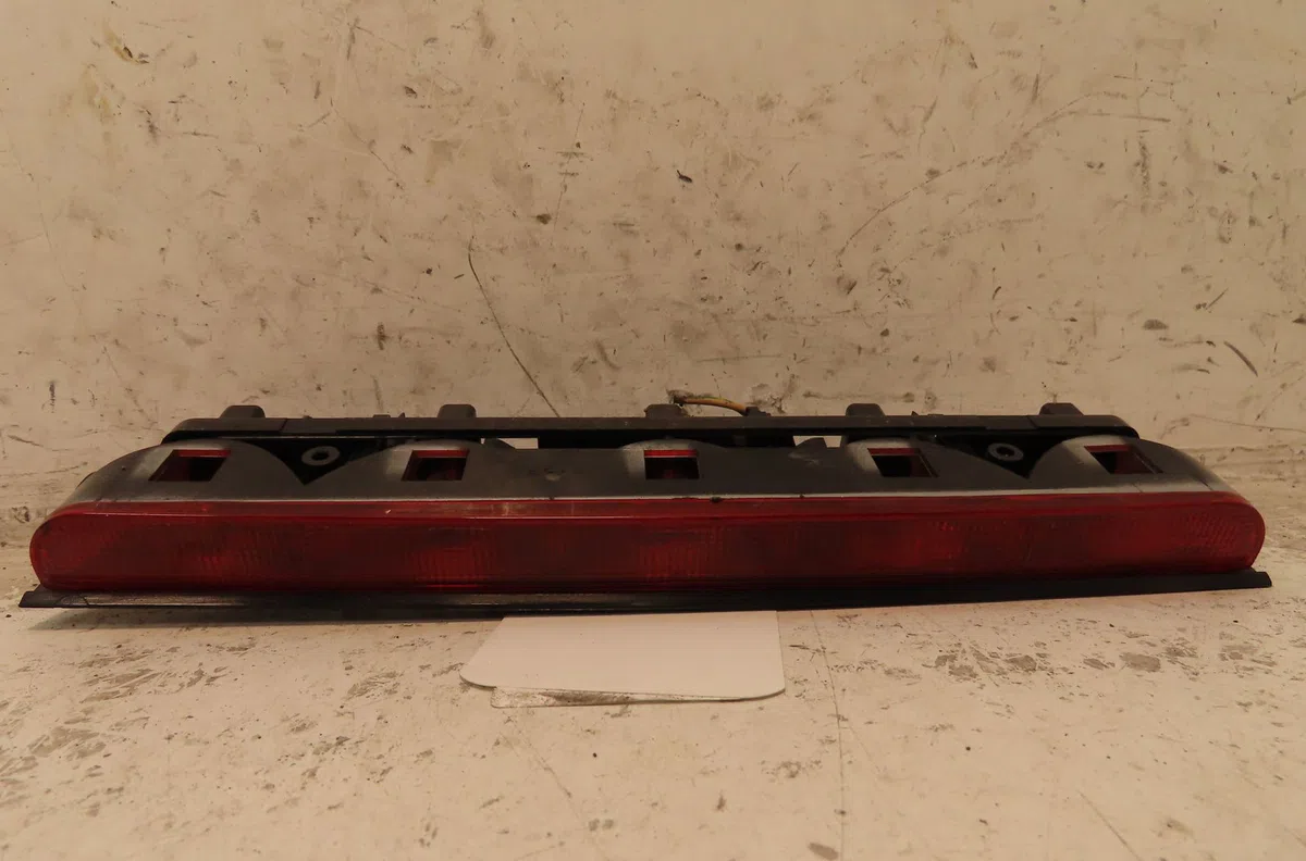 Feux stop supplementaire PEUGEOT 106  1.4i occasion