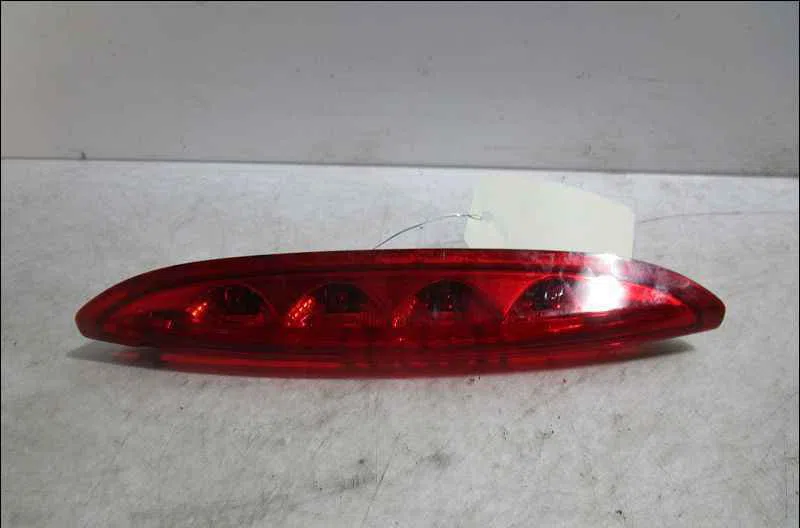 Feux stop supplementaire PEUGEOT 208 I occasion
