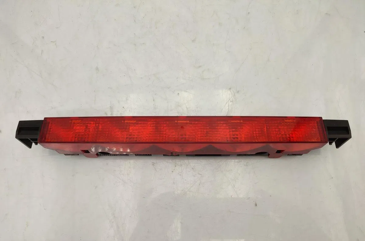 Feux stop supplementaire PEUGEOT 407 PHASE 1 occasion