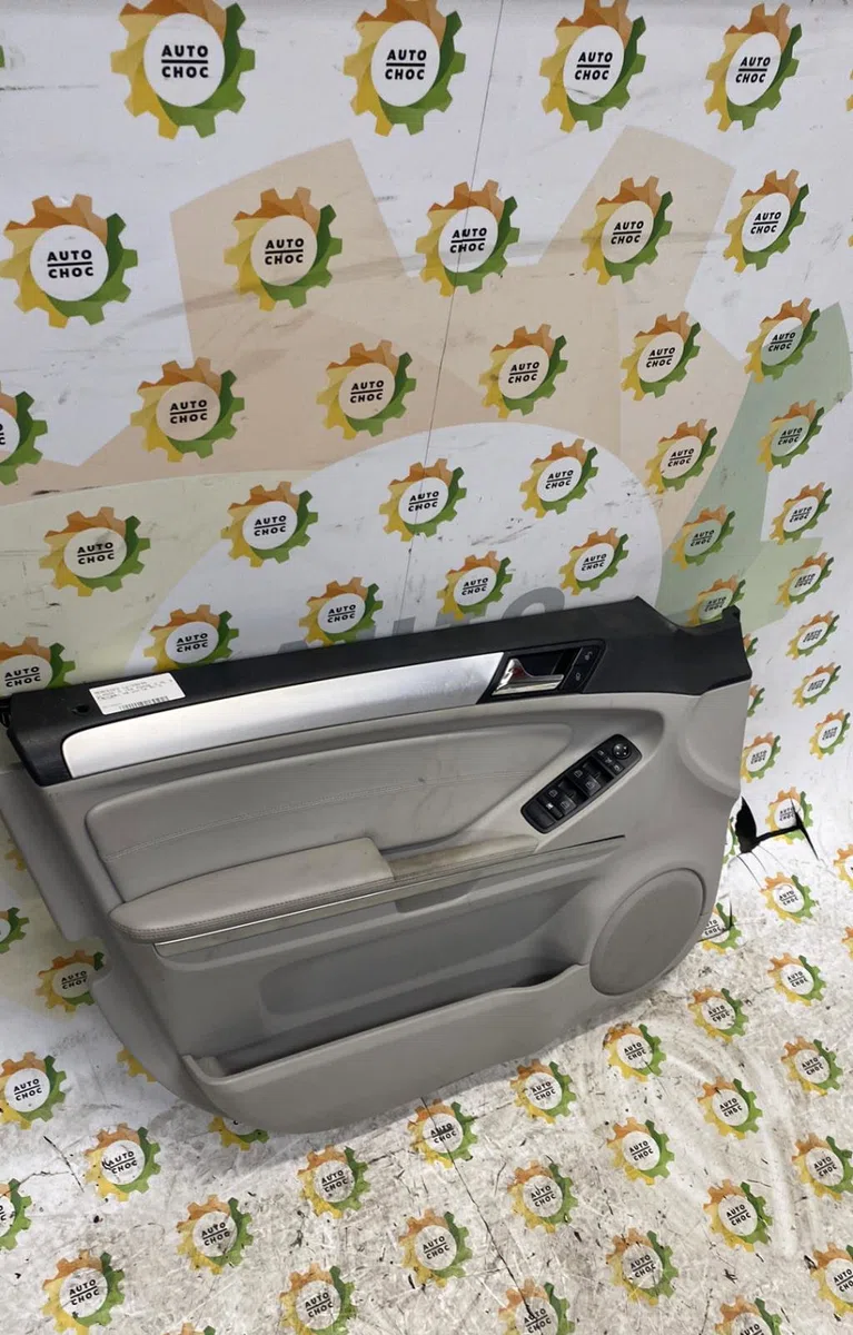Garniture porte avg MERCEDES CLASSE M 164 PHASE 2 occasion