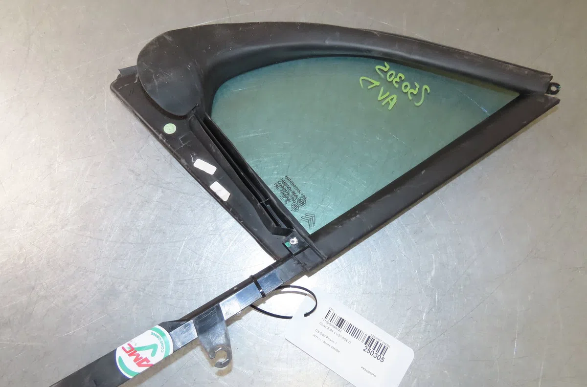 Glace av custode d Citroen DS3 (SA_) 1.6 hdi 110 (2009-2015) occasion