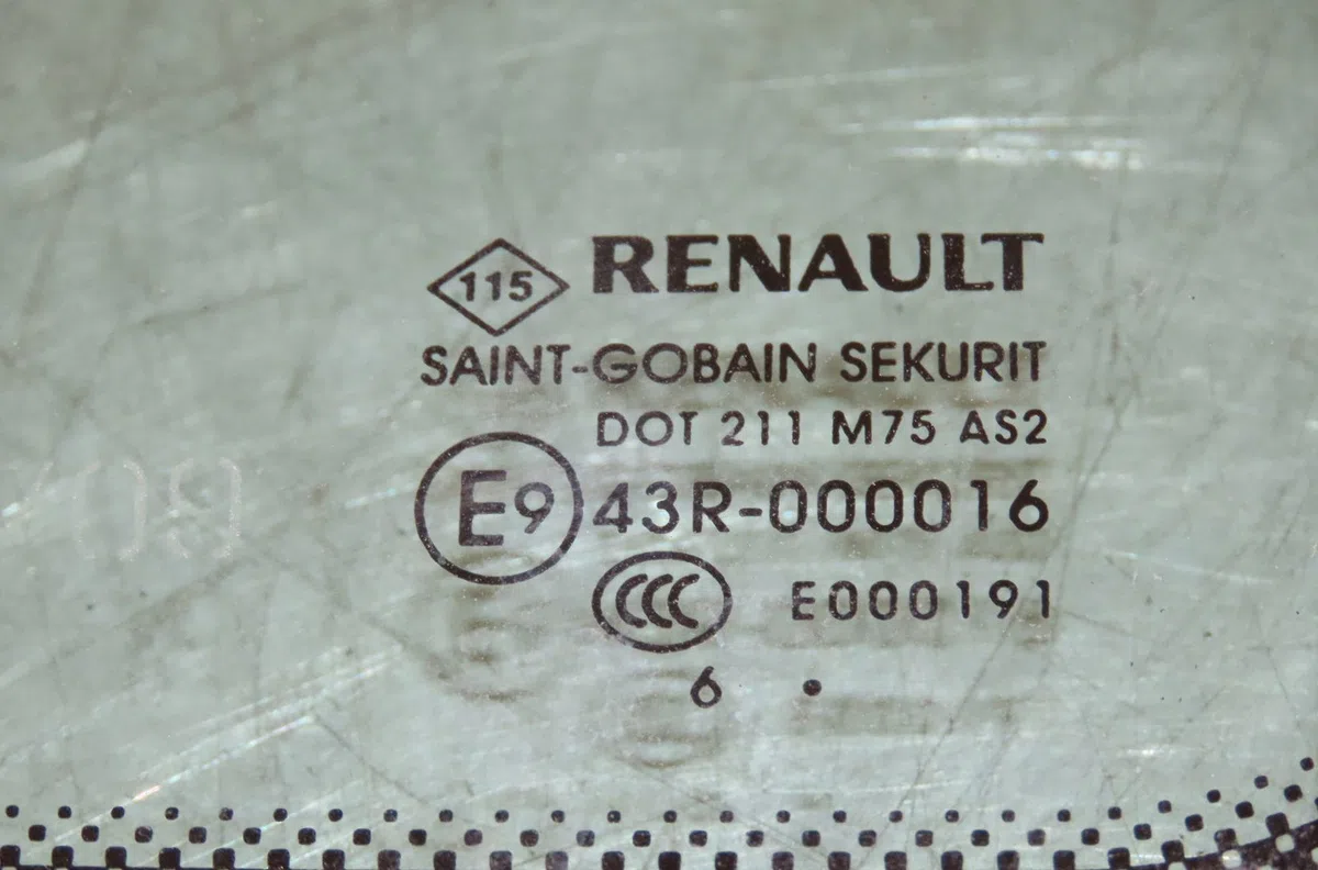 Glace av custode g Renault SCÉNIC IV (J9_) 1.2 tce 130 (2016) occasion