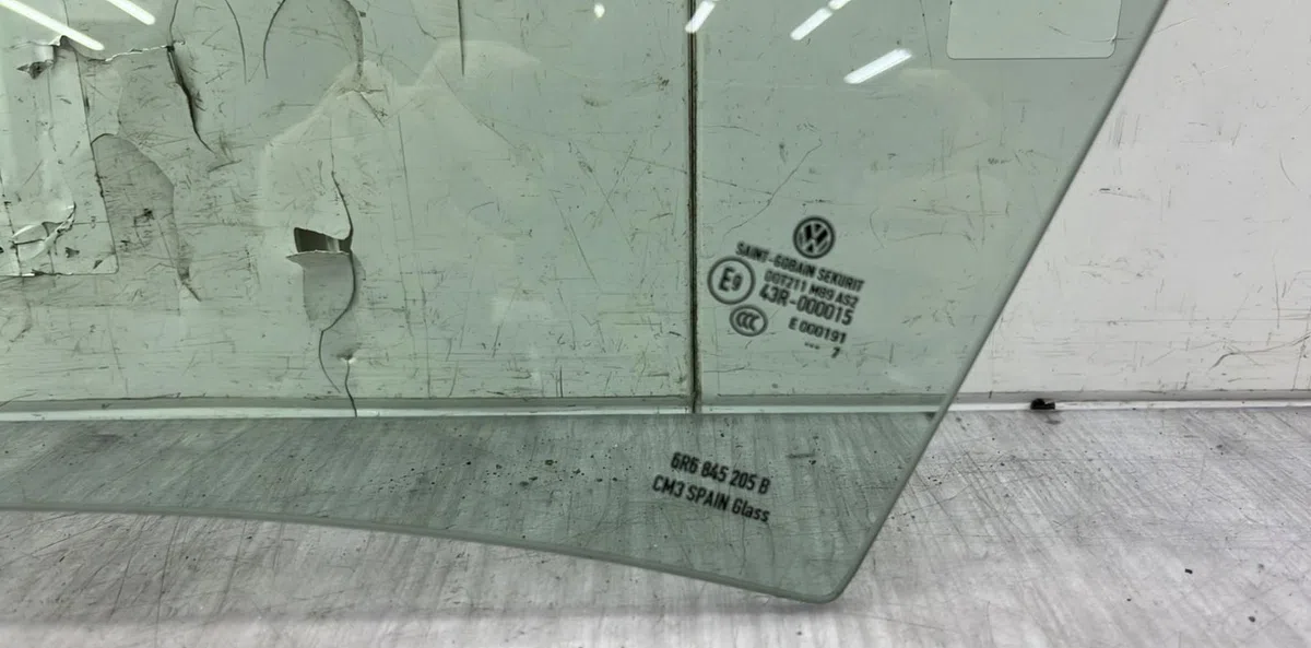 Glace porte ar g VOLKSWAGEN POLO 5 PHASE 2 occasion