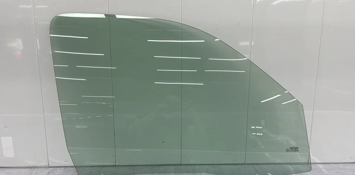 Glace porte av d PEUGEOT PARTNER 1 PHASE 1 occasion